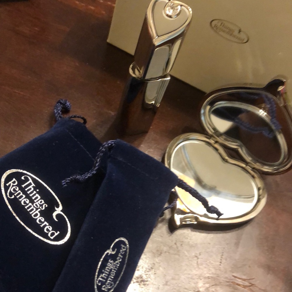 Perfume holder and mirror set